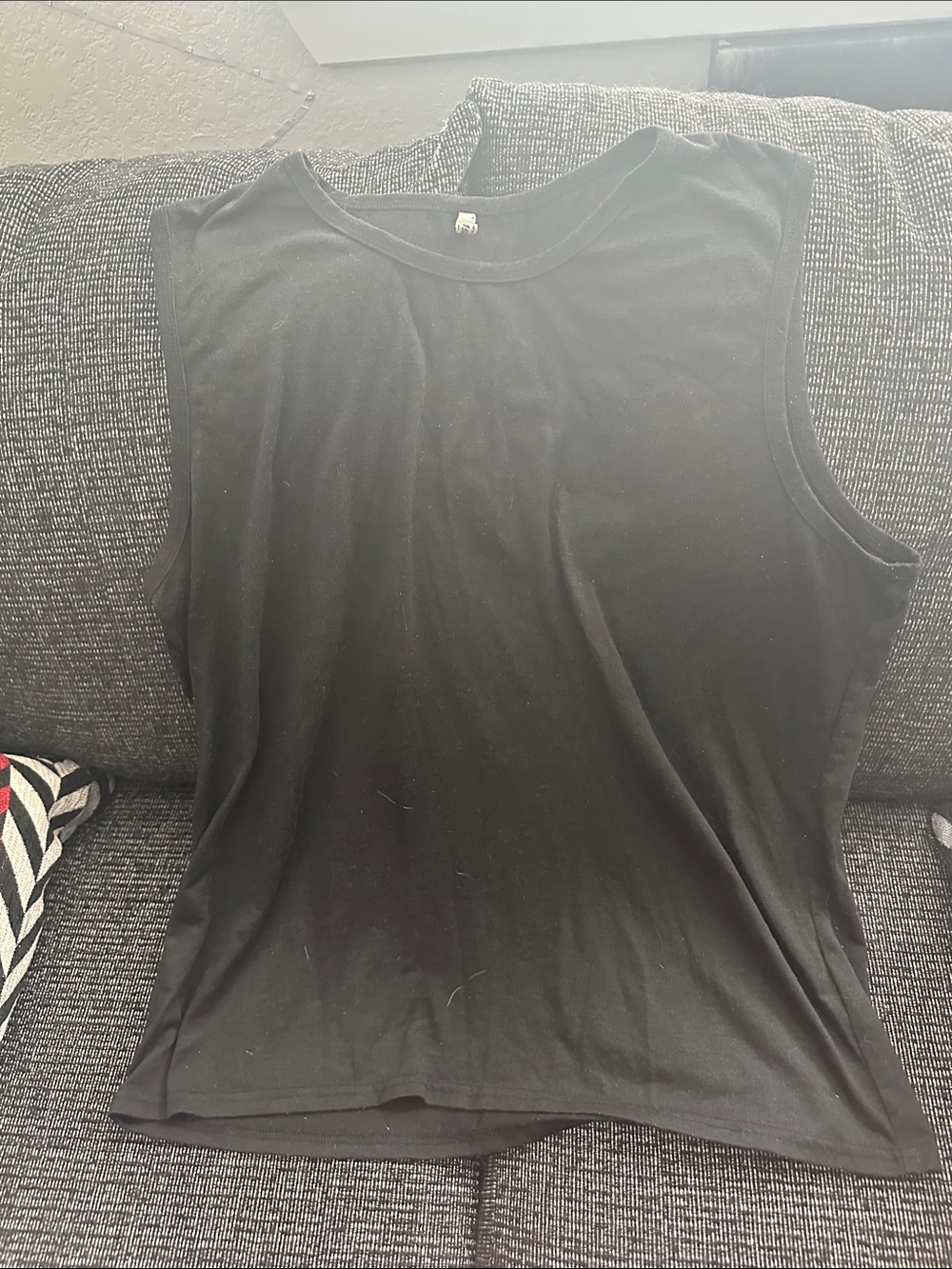 Men’s Black Sleeveless Tank Top